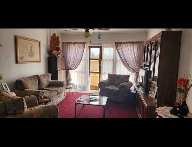 3 BEDROOM HOUSE FOR SALE IN ALBERTINIA